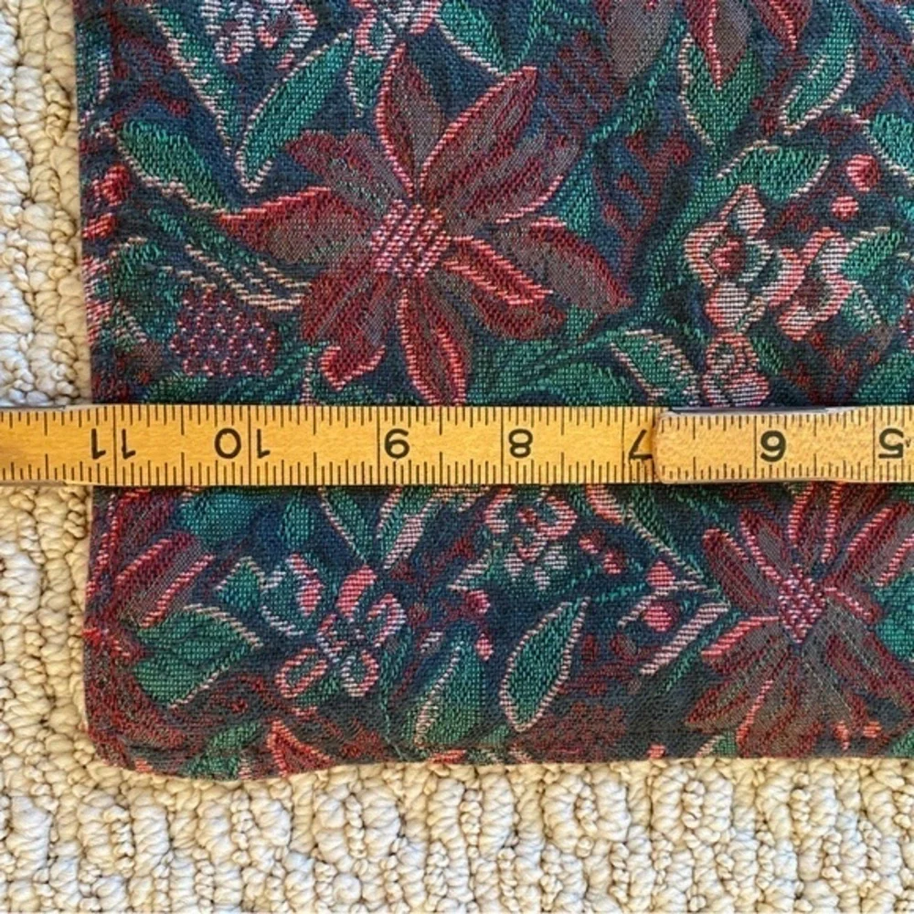 Crate&Barrel red green cotton Christmas Holiday Placemats Set of 6 EUC